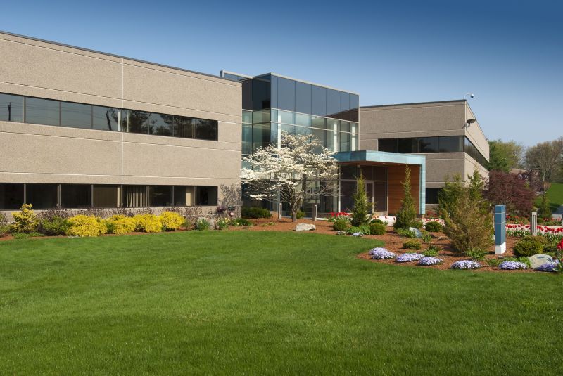 Hotel Mulching in Ventura County, CA